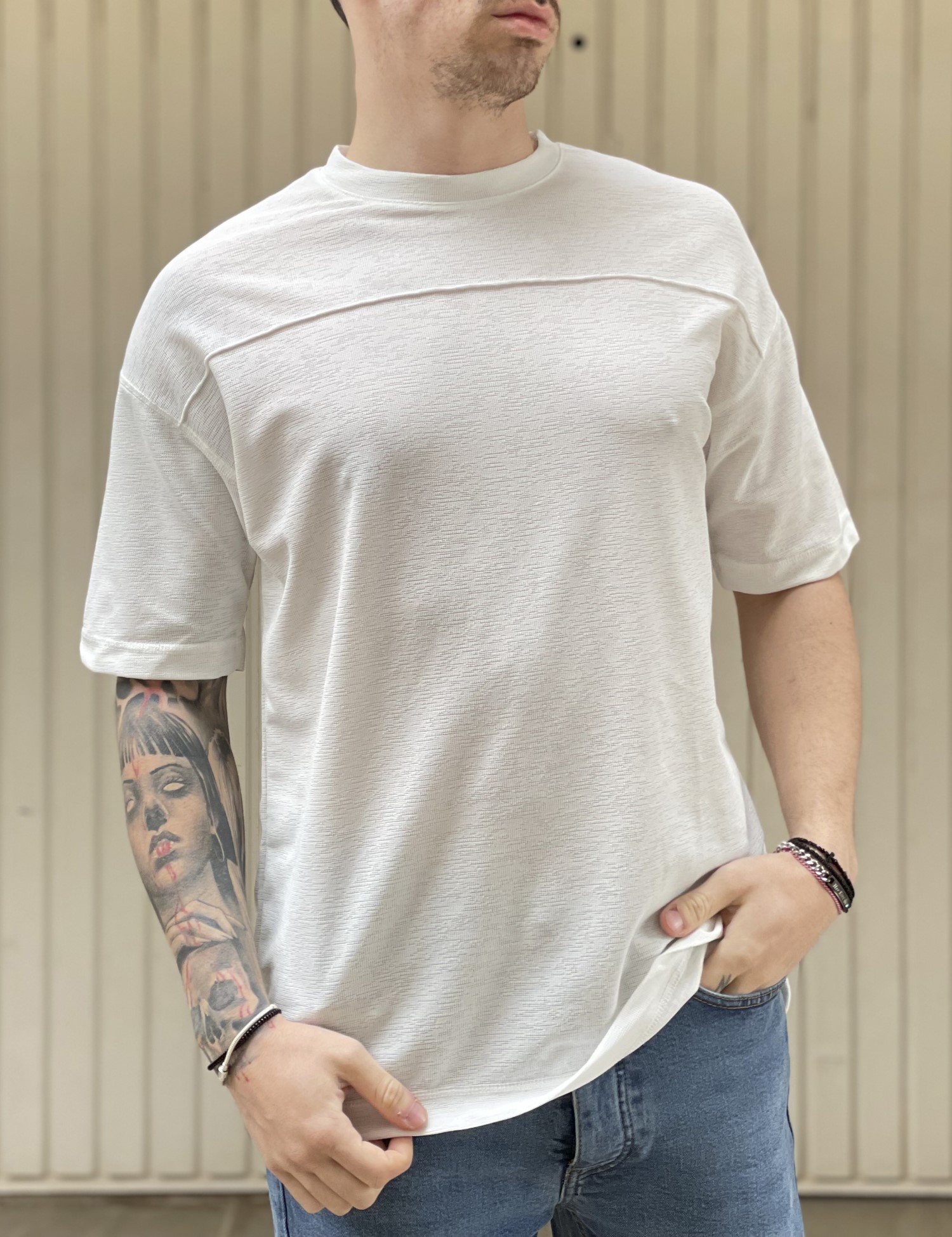 ΑΝΔΡΑΣ > ΑΝΔΡΙΚΑ ΡΟΥΧΑ > ΜΠΛΟΥΖΕΣ > T-Shirt Ανδρική λευκή κοντομάνικη μπλούζα Oversized TST2030W